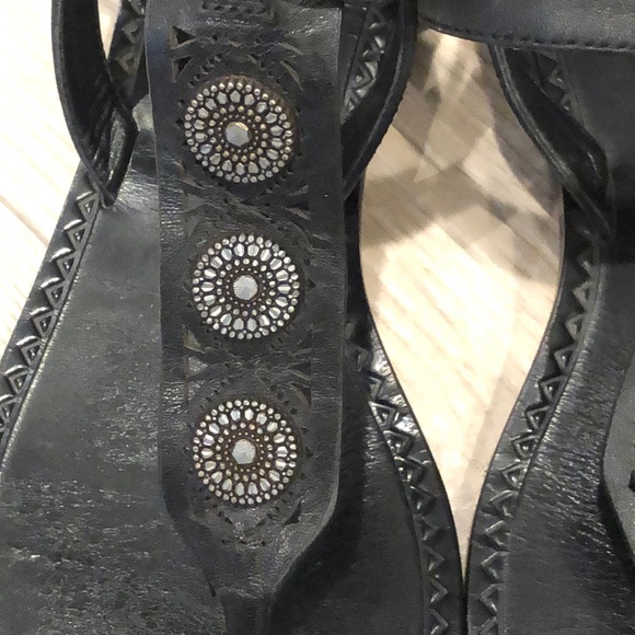 Sigerson Morrison T-strap sandal - Picture 3 of 3